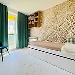 Apartment Prizemny S Terasou V Meste