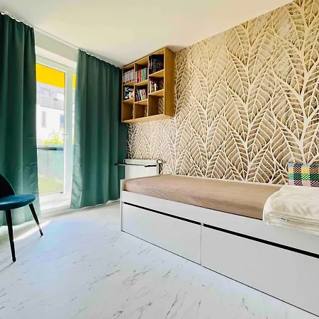 Apartmán Prízemný S Terasou V Meste