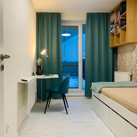 Prízemný S Terasou V Meste * Martin